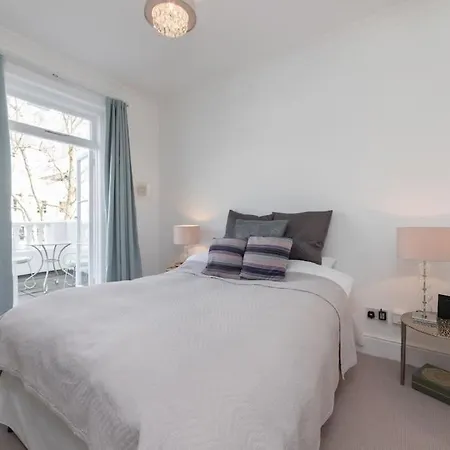 Cozy One Bedroom Apartment Next To Paddington London Exterior photo