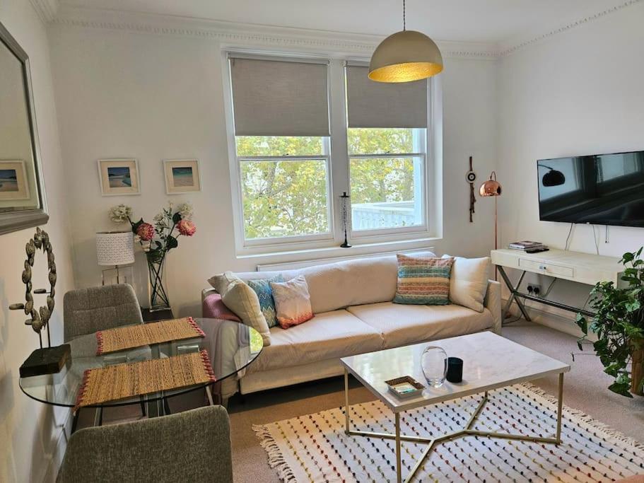 Appartement Cozy One Bedroom Next To Paddington Londen
