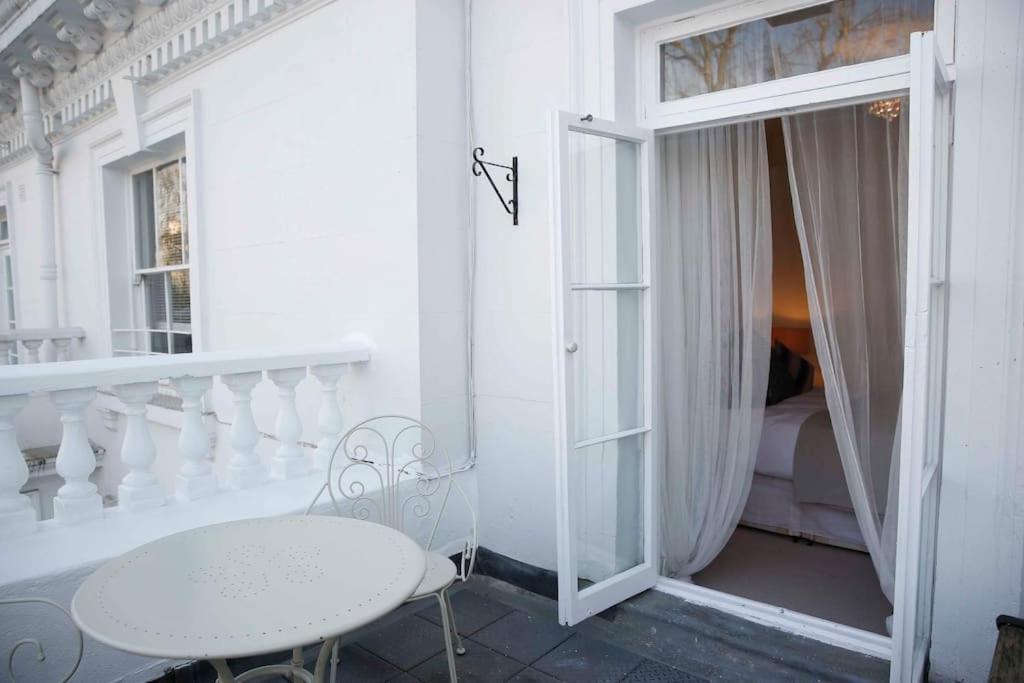 Cozy One Bedroom Next To Paddington Apartamento *
